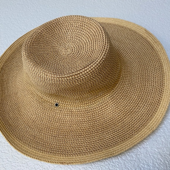 Midwest Gloves and Gear Straw Hat - Picture 1 of 3